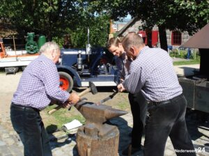 Smedendag en Motorenshow Eynderhoof 2012 10