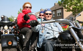 Bambitreffen 2013 door Loverstraat Nederweert