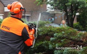 Stromschade aan de Tamboerstraat in Weert