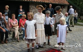 Historische Modeshow Eynderhoof op zondag 8 september 2013