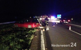 2013-09-29 Auto in vangrail A2 Nederweert 1335