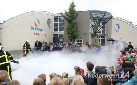 2013-10-11 Brandweer dooft vuur Kinderboekenweek basisschool de Klimop 1565