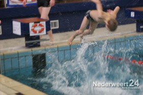 Zwem4daagse Nederweert bij sportcentrum Laco