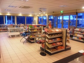 nieuwe shop3 Roost tankstation