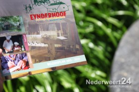 Beleidsplan Eynderhoof aangeboden aan Burgemeester