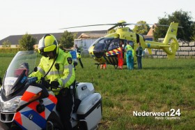 1man valt door dak nieuwsstraat