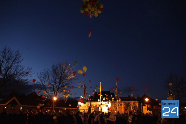 Turfoplaoting Pinmaekers afsluiting Carnavalsseizoen 2015