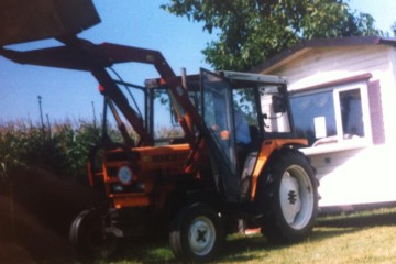 Tractor Renault