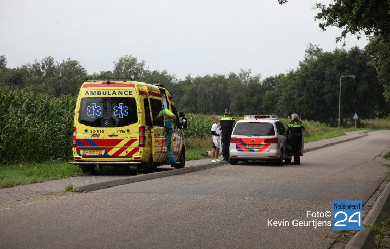 Wielrenner gewond houtsweg