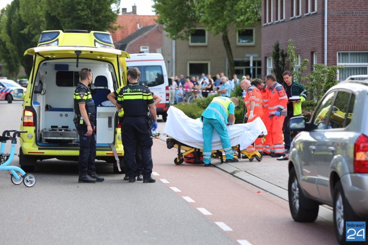 Aanrijding fietsster stadsbus Weert (4)