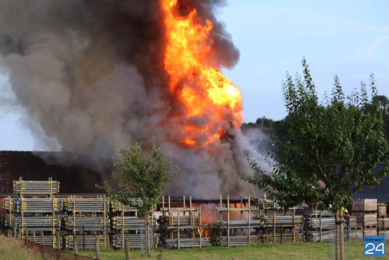 Brand loods Steutenweg (4)