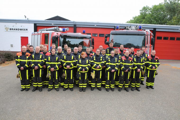 brandweervrijwilligers-nederweert-uitrukpak-1