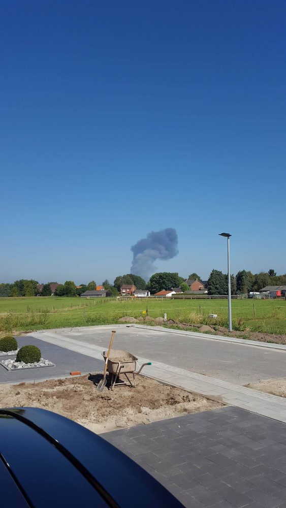 Rookpluim brand rundveestal Someren