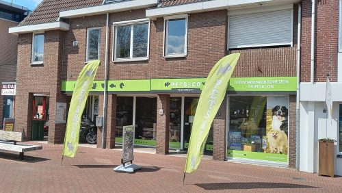 1-jaar-PetsenCo-Nederweert