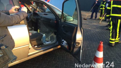 2013-12-23-Autobrand-Venloseweg-bij-Roost-Nederweert-2729