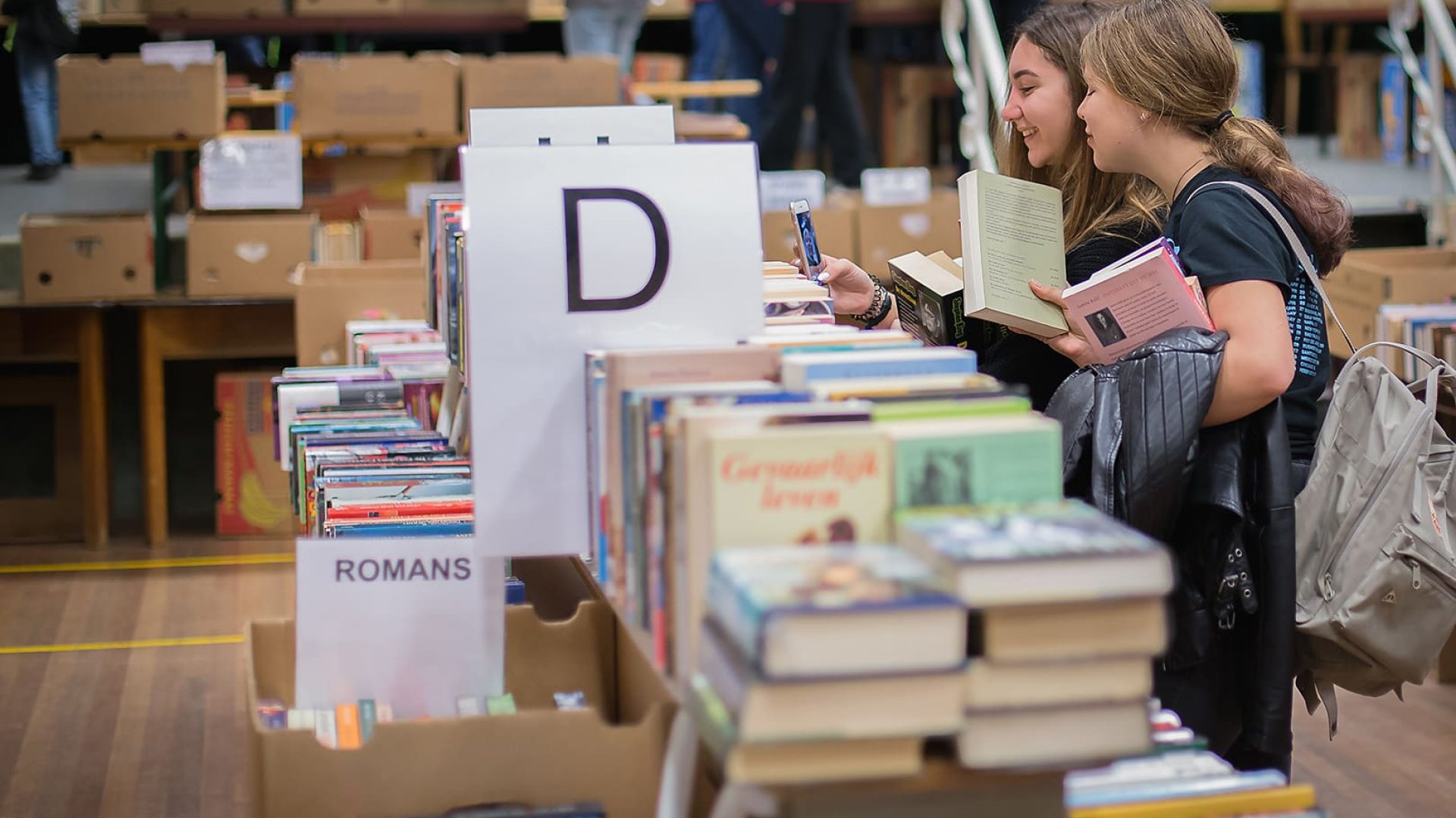 2024_09_19 Boeken en platenmarkt in KelpenOler