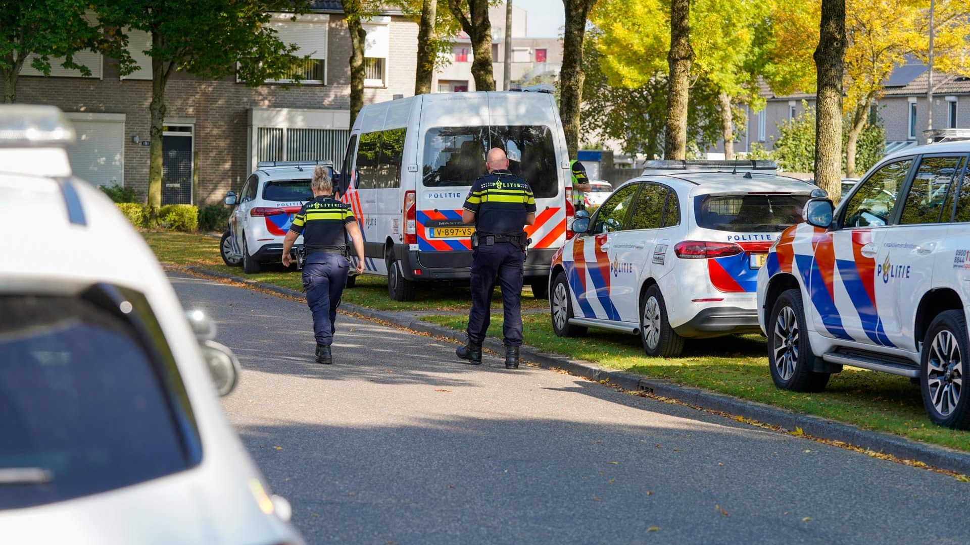 2024_09_23 Politieactie zoektocht naar explosieven Zilvermeeuw Weert-2