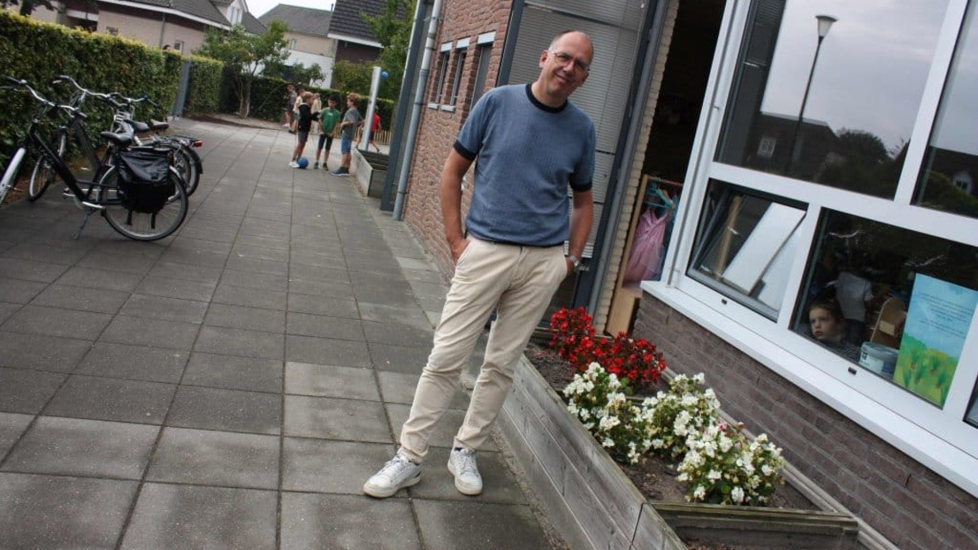 2024_09_24 Spelend leren over natuur en water op het schoolplein