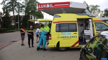 Aanrijding-bestelbus-motor-Heythuysen-2