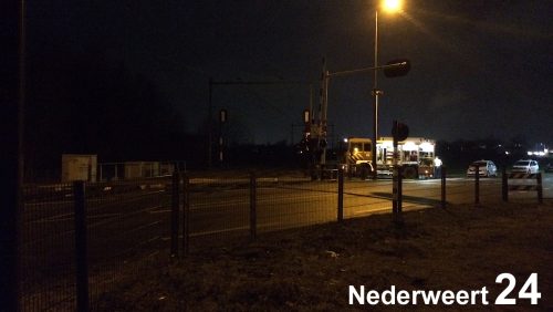 Aanrijding-op-spoor-Roermondseweg-Weert-1