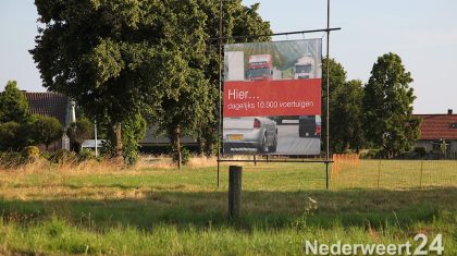 Actiegroep tegen A2 variant voor de N266 Randweg Nederweert plaatst borden