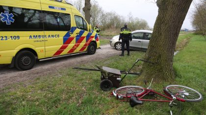 Auto-in-de-sloot-Booldersdijk