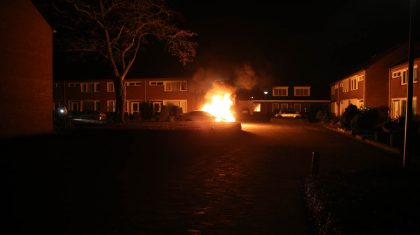 Autobrand-Hazelaarstraat-Nederweert-1