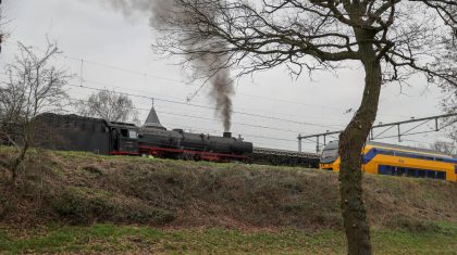 Brand-NS-station-Weert-blijkt-rokende-stoomtrein-1