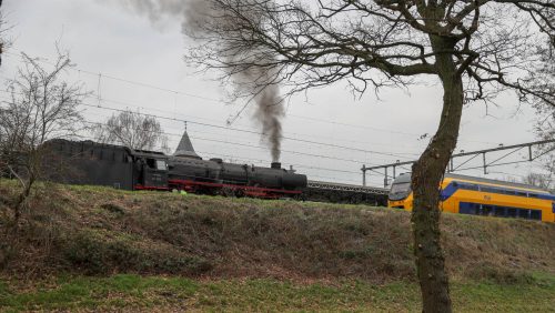 Brand-NS-station-Weert-blijkt-rokende-stoomtrein-1