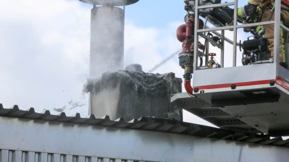 Brand-bij-deurenfabriek-Someren-4