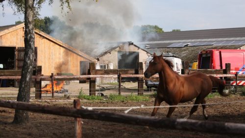 Brand-paardenstal-Heihuisweg-Altweerterheide005