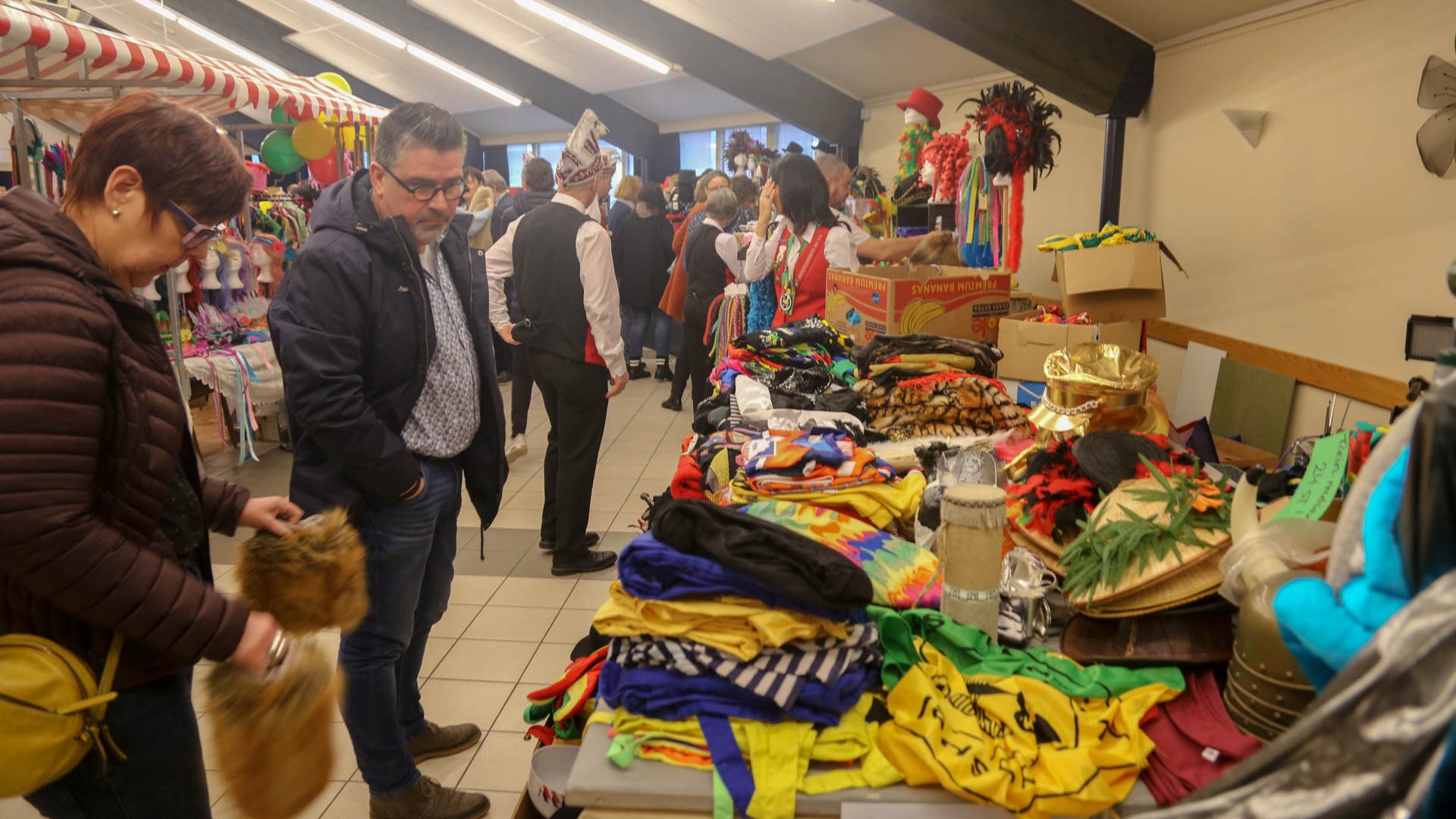 Carnavalsmarkt-ospel-geopend-door-burgemeester-23