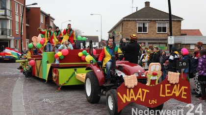 Carnavalsoptocht-Vlikkestaekers-Nederweert-2013-1180