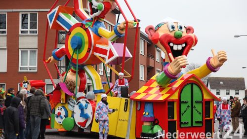 Carnavalsoptocht-Vlikkestaekers-Nederweert-2013-1227