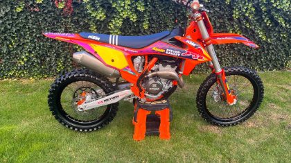 Crossmotor-gestolen-KTM-250-sx-f-2021-factory-edition-Ospel