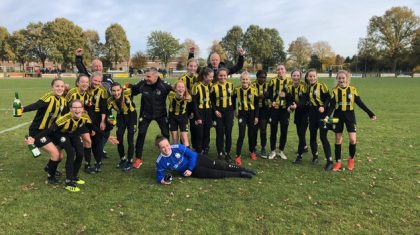 Dames-onder-17-van-MerefeldiaEindse-Boys-promoveren-naar-1e-klasse