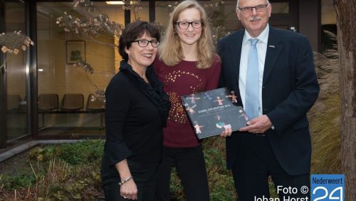 Henk Evers, burgemeester van Nederweert, maar tevens ook ambassadeur van Mama Alice