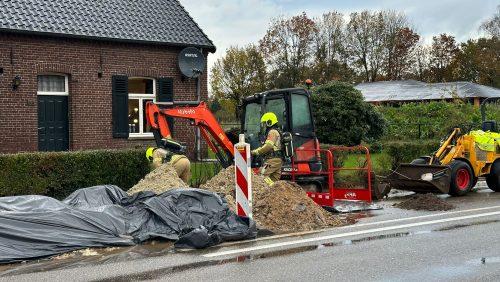 Dorpstraat Leveroy gedeeltelijk afgesloten door gaslek2