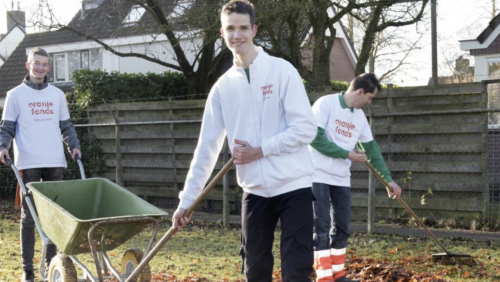 Een-dagje-de-handen-uit-de-mouwen-tijdens-NLdoet