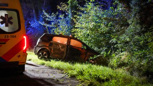 Eenzijdig-ongeval-op-het-Viaduct-Hushoven-in-Weert-1