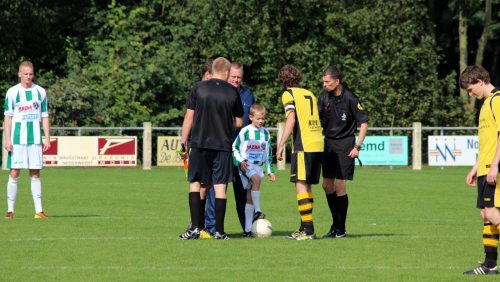 Eindse-Boys-tegen-SV-Leveroy-002