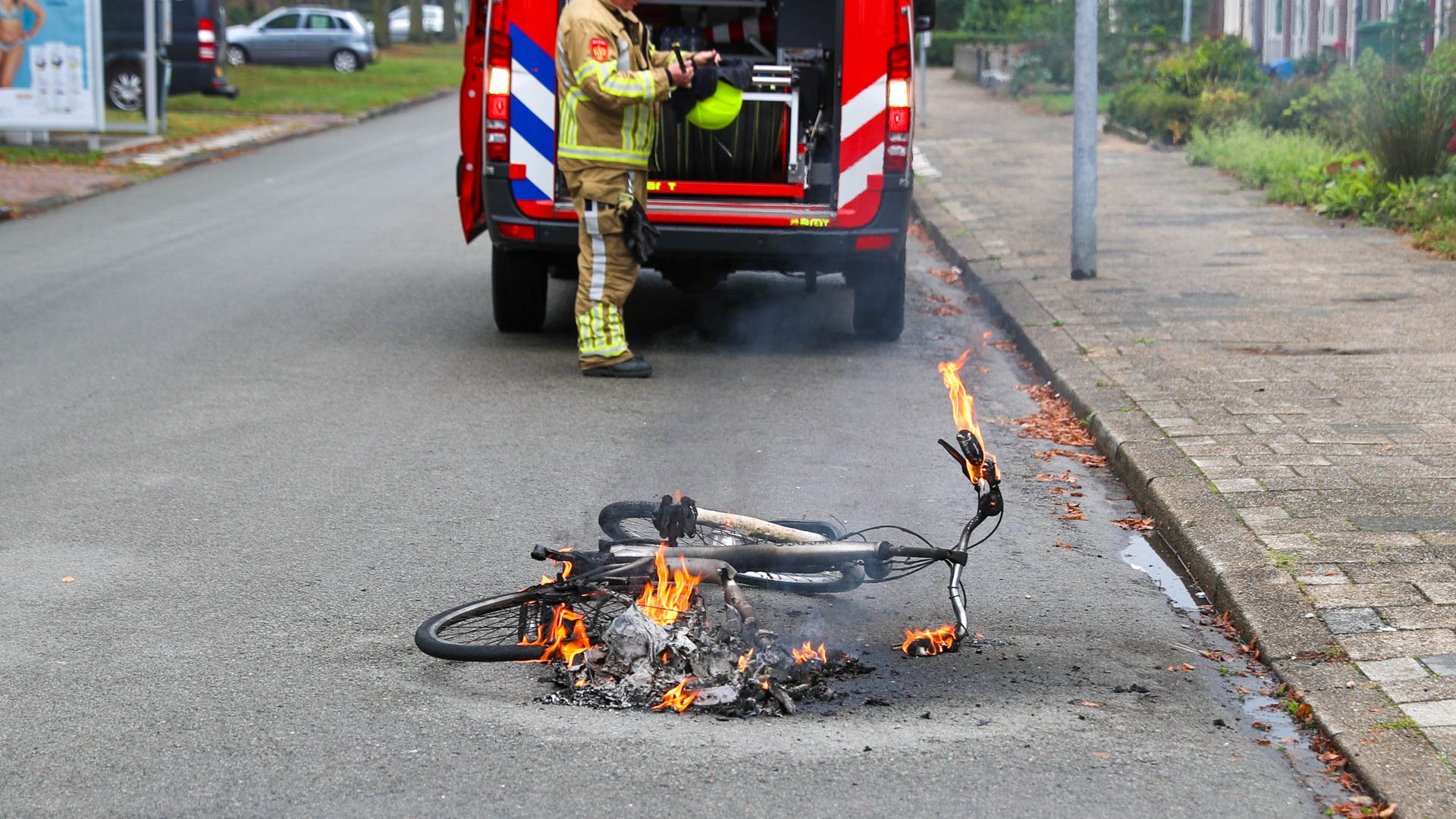 Fietsbrand-Overweertstraat-Weert-1