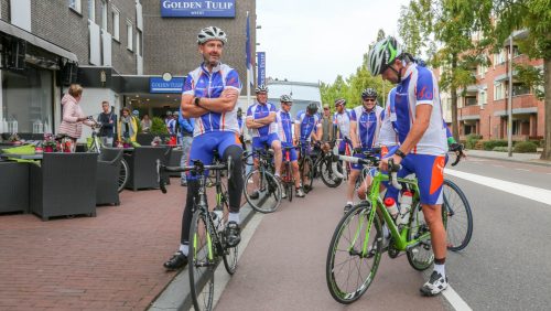 Fietsende-ondernemers-voor-lokale-goede-doelen-13