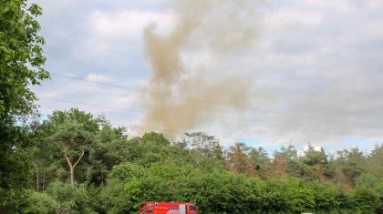 Flinke-brand-in-dak-Schoordijk-Nederweert-4