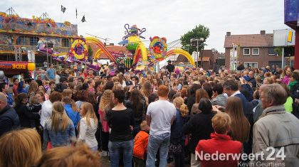 Ruud Feltkamp, bekend GTST, bezoekt Ospel Kermis