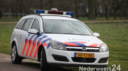 Tijdens de inval zijn 480 hennepplanten ontdekt in de slaapkamers en op zolderverdieping van de woning. De politie heeft  twee personen aangehouden voor kweek van hennepplanten en diefstal van stroom. Achter de woning liggen nog 3 loodsen. Deze worden nog nader onderzocht.