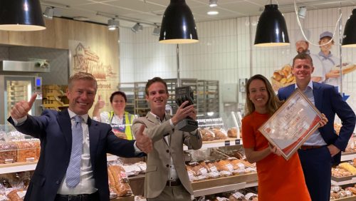 Jan-Linders-voor-de-15e-keer-de-Beste-supermarkt-in-Brood-van-heel-Nederland