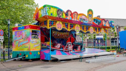 Kermis-Nederweert-Eind-opbouw-donderdag-9