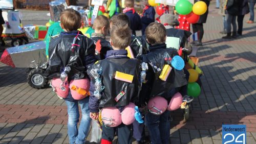 Kinderoptocht Nederweert-Eind