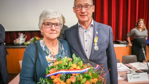 Koninklijke-onderscheiding-voor-Henk-Klaessens-uit-Leveroy-12